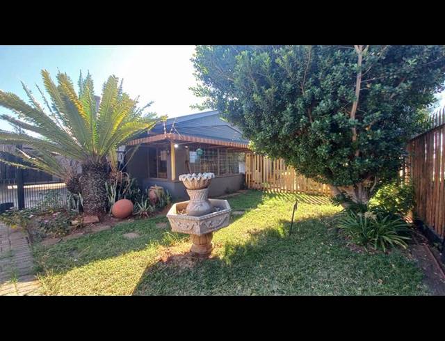 3 BEDROOM HOUSE FOR SALE IN WEST PARK